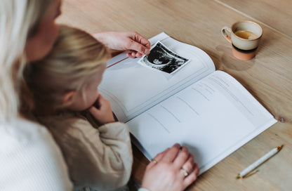 Zwangerschaps & geboorte invulboek ‘My Birth Journey’ (Timeless Gold)